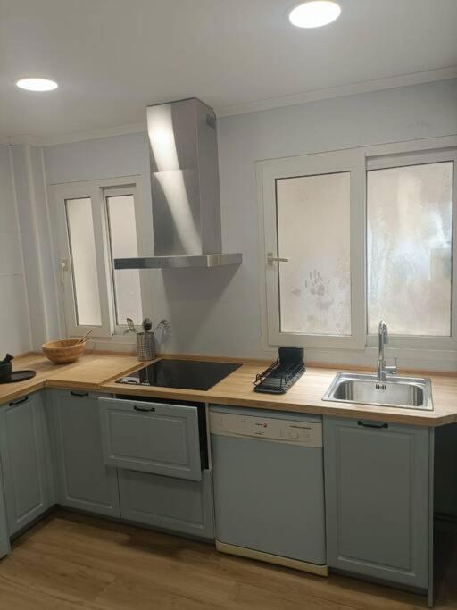 Tu Piso En El Centro Apartment ซานตานเดร์ ภายนอก รูปภาพ